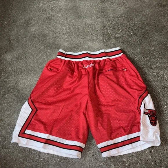 Just Don Mitchell & Ness 97-98 Chicago Bulls Athletic Basketball